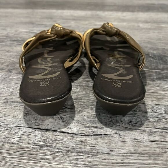 Marila NWOB small leather wedge sandal - 37 ($75) - Picture 3 of 5